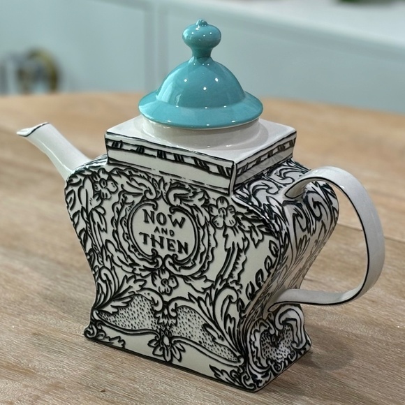 NWOT Anthropologie Sketched Story Tea Pot, Rare Out of Stock - Picture 2 of 10